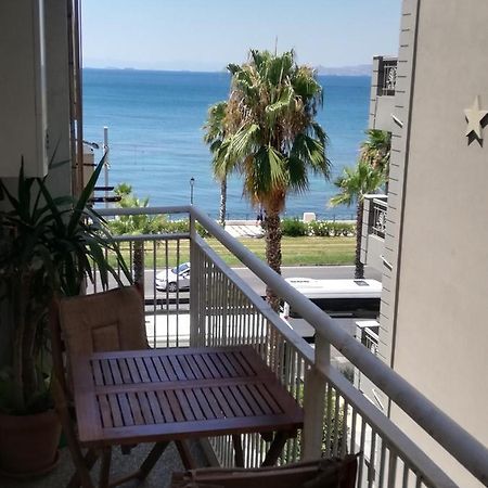 Athens Riviera Apt With Seaview, 15' To Acropolis Экстерьер фото